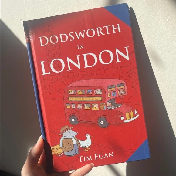 Dodsworth in London hardcover kids Book - Picture 1 of 8